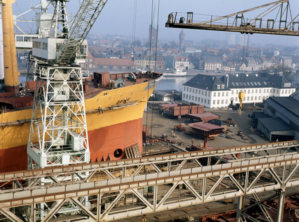 Vue over Nakskov Skibsværft 1972