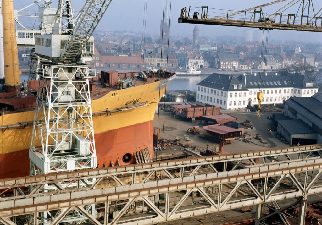 Vue over Nakskov Skibsværft 1972